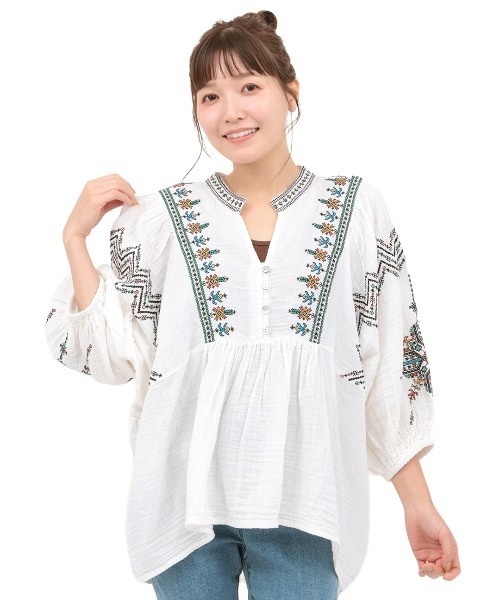 チチカカ（チチカカ）の「Rico フェズ刺繍モチーフブラウス（シャツ/ブラウス・レディース・ブラック/ブルーグリーン/ホワイト・FREE）」の13枚目の写真