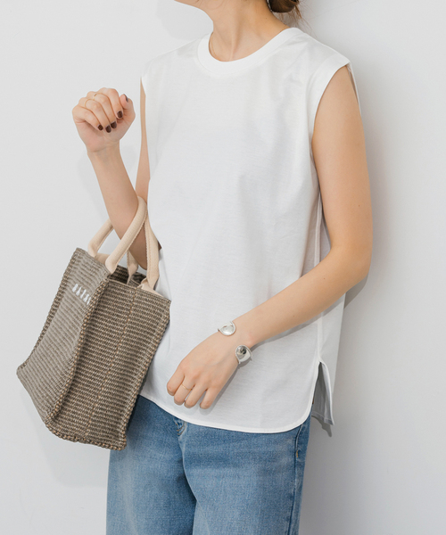 Spick & Span(スピックアンドスパン)の「《追加2》ファインコットンノースリーブプルオーバー(Tシャツ/カットソー・レディース・ブラック/ライトグレー/ホワイト・36/38)」の1枚目の写真