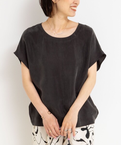 NOLLEY’S（ノーリーズ）の「《セットアップ対応》ウォッシャブルシルキーキュプラフレンチブラウス（シャツ/ブラウス・レディース・ブラウン/チャコールグレー・38）」の2枚目の写真