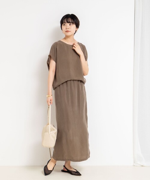 NOLLEY’S（ノーリーズ）の「《セットアップ対応》ウォッシャブルシルキーキュプラフレンチブラウス（シャツ/ブラウス・レディース・ブラウン/チャコールグレー・38）」の7枚目の写真