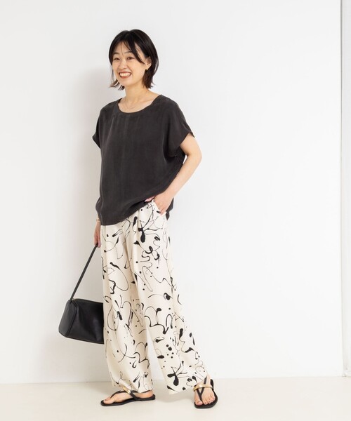 NOLLEY’S（ノーリーズ）の「《セットアップ対応》ウォッシャブルシルキーキュプラフレンチブラウス（シャツ/ブラウス・レディース・ブラウン/チャコールグレー・38）」の13枚目の写真