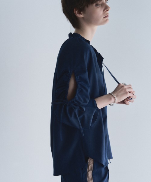 Muel Chic（ミュエルシック）の「Dali soft denim shirt ダリソフトデニムシャツ（シャツ/ブラウス・レディース・ブラック/ライトインディゴブルー/ダークインディゴブルー・FREE）」の7枚目の写真