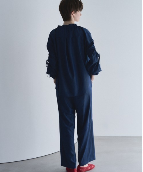 Muel Chic（ミュエルシック）の「Dali soft denim shirt ダリソフトデニムシャツ（シャツ/ブラウス・レディース・ブラック/ライトインディゴブルー/ダークインディゴブルー・FREE）」の12枚目の写真