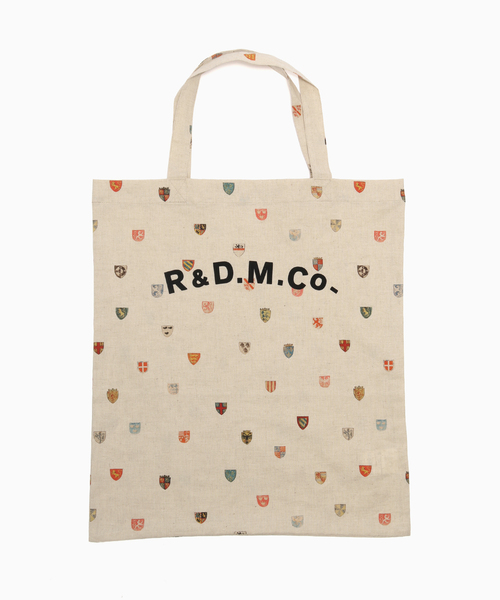 R&D.M.Co OLDMAN’S TAILOR(オールドマンズテイラー)の「【R&D.M.Co/オールドマンズテイラー】COTTON LINEN COAT OF ARMS TOTE トートバック(トートバッグ・レディース・ベージュ・FREE)」の1枚目の写真