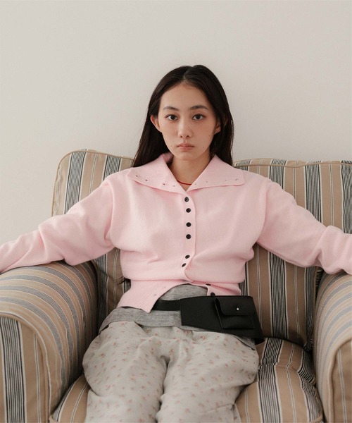 miette(ミエット)の「ダブルボタンカーディガン(カーディガン/ボレロ・レディース・チャコール/ブラウン/レッド/ライトブルー/ネイビー/ライトピンク・M/S/L)」の5枚目の写真