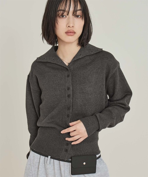 miette（ミエット）の「ダブルボタンカーディガン（カーディガン/ボレロ・レディース・チャコール/ブラウン/レッド/ライトブルー・M/S）」の5枚目の写真