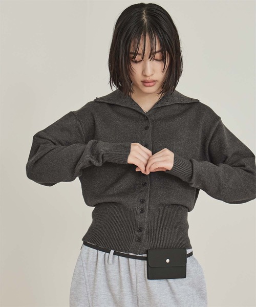 miette（ミエット）の「ダブルボタンカーディガン（カーディガン/ボレロ・レディース・チャコール/ブラウン/レッド/ライトブルー・M/S）」の10枚目の写真