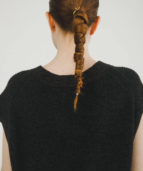 LAATO（ラート）の「pocketed knit vest（ニット/セーター・レディース・ベージュ/ブラック・FREE）」の13枚目の写真