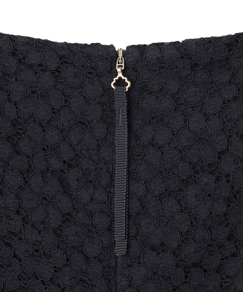 TOCCA（トッカ）の「MEMORY OF LACE ドレス（ワンピース・レディース・ピンク系7/ネイビー系7/スカイブルー系7・00/6/4/2/0）」の4枚目の写真