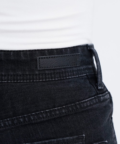 YANUK(ヤヌーク)の「ボーイズテーパード"ANN"(デニムパンツ・レディース・ブラック・21inch/22inch/23inch/24inch/25inch/26inch/27inch)」の10枚目の写真