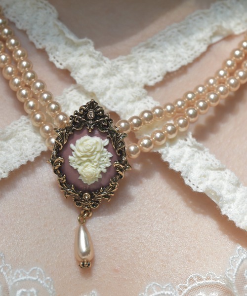 axes femme（アクシーズファム）の「ヴィクトリアンパールネックレス（ネックレス・レディース・シルバー/ゴールド・FREE）」の2枚目の写真