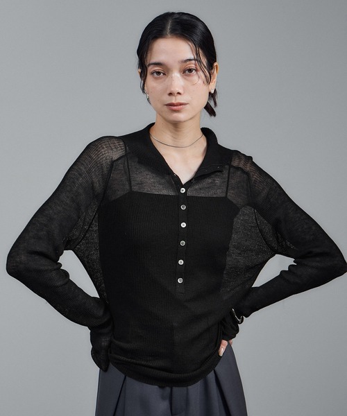 SALON adam et rope'(サロン アダム エ ロペ)の「リブニット2WAYタートルネックプルオーバー(ニット/セーター・レディース・グレー/オフホワイト/ブラック・FREE)」の2枚目の写真