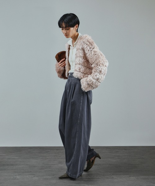 SALON adam et rope'(サロン アダム エ ロペ)の「リブニット2WAYタートルネックプルオーバー(ニット/セーター・レディース・グレー/オフホワイト/ブラック・FREE)」の19枚目の写真
