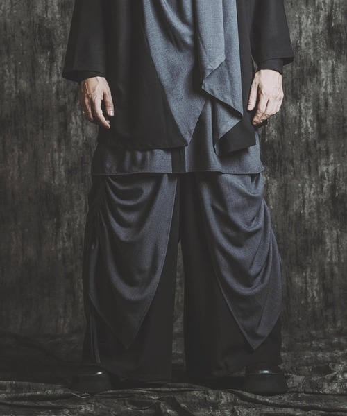 NO ID.(ノーアイディ)の「【NO ID.】Drawstring Layered Baggy Trousers / ドローストリングス レイヤード バギー トラウザーズ(その他パンツ・メンズ・その他23/ブラック・1(S)/2(M))」の6枚目の写真