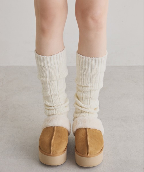 one after another NICE CLAUP（ワンアフターアナザーナイスクラップ）の「2wayフェイクムートンサボ（サンダル・レディース・キャメル/ブラック/オフホワイト・S/L/M）」の19枚目の写真