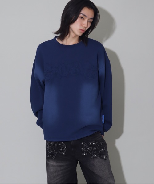 SEQUENZ(シークエンズ)の「【SEQUENZ/シークエンズ】vintage finishing logo sweatshirt/別注 ヴィンテージライクフェード加工 クルーネックスウェット(スウェット・メンズ・ダークブラウン/ブラック/ピンク/ダークネイビー・L/M/S)」の16枚目の写真