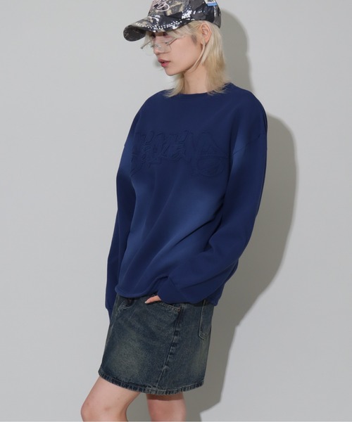 SEQUENZ(シークエンズ)の「【SEQUENZ/シークエンズ】vintage finishing logo sweatshirt/別注 ヴィンテージライクフェード加工 クルーネックスウェット(スウェット・メンズ・ダークブラウン/ブラック/ピンク/ダークネイビー・L/M/S)」の7枚目の写真