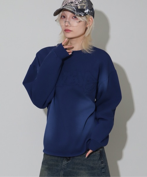 SEQUENZ(シークエンズ)の「【SEQUENZ/シークエンズ】vintage finishing logo sweatshirt/別注 ヴィンテージライクフェード加工 クルーネックスウェット(スウェット・メンズ・ダークブラウン/ブラック/ピンク/ダークネイビー・L/M/S)」の9枚目の写真