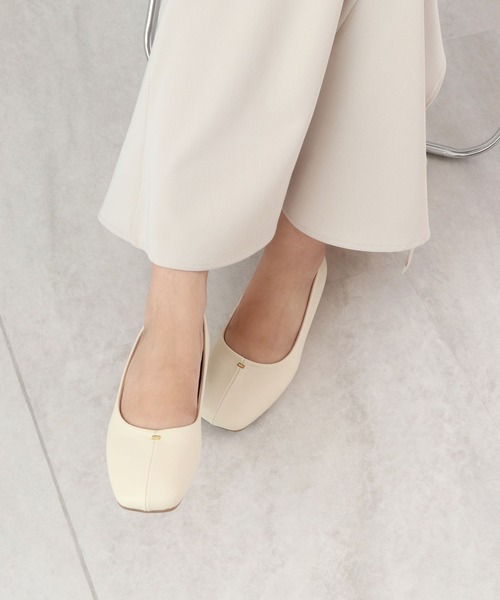 Futier land（フューティアランド）の「ゴールドアクセント超やわらか走れるパンプス（バレエシューズ・レディース・ベージュ/アイボリー/ブラック・36/37/38/39/40）」の11枚目の写真