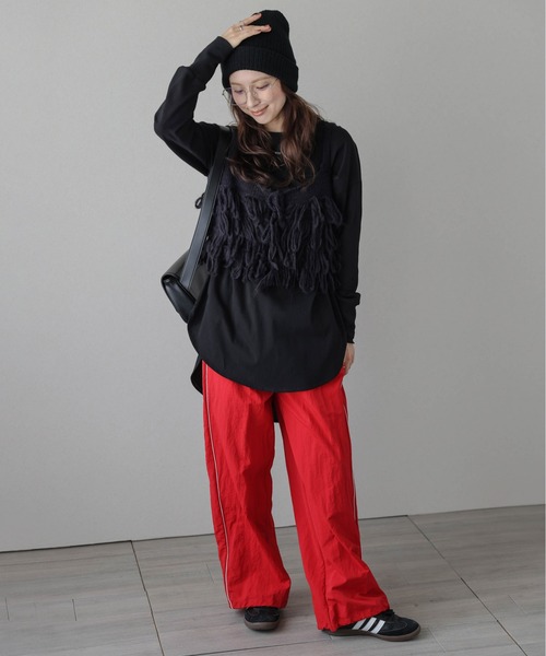 AMELY(エミリー)の「ループフリンジニットビスチェ(キャミソール・レディース・モカ/ブラック/アイボリー/グレー・フリー)」の20枚目の写真