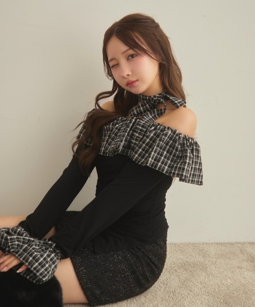 acka フリルオフショルダー セール】チェックフリルオフショルダートップス（Tシャツ/カットソー