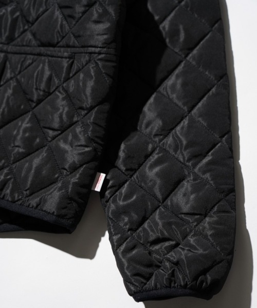 PENNEYS（ぺニーズ）の「PENNEY'S ぺニーズ / THE FOX STANDARD QUILT CREW CARDIGAN（ナイロンジャケット・メンズ・ネイビー/グレー/ブラック/ブラウン・MEDIUM/LARGE）」の22枚目の写真