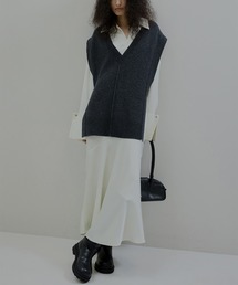KNIT VEST SET SATIN DRESS