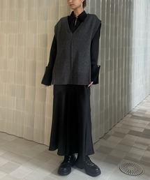 Ameri(A)KNIT VEST SET SATIN DRESS(hX)