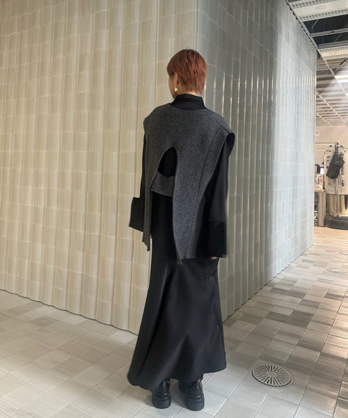 KNIT VEST SET SATIN DRESS（ドレス）｜Ameri（アメリ）のファッション