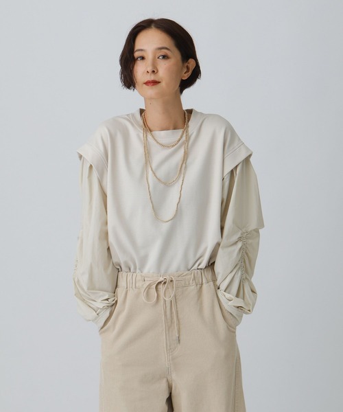 LEPSIM(レプシィム)の「袖キャザー異素材プルオーバー 582457(Tシャツ/カットソー・レディース・ブラック/ライトグレー/アイボリー・FREE)」の11枚目の写真