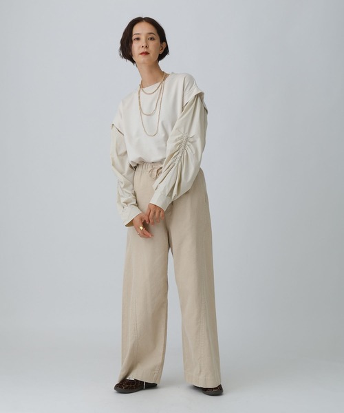LEPSIM(レプシィム)の「袖キャザー異素材プルオーバー 582457(Tシャツ/カットソー・レディース・ブラック/ライトグレー/アイボリー・FREE)」の6枚目の写真