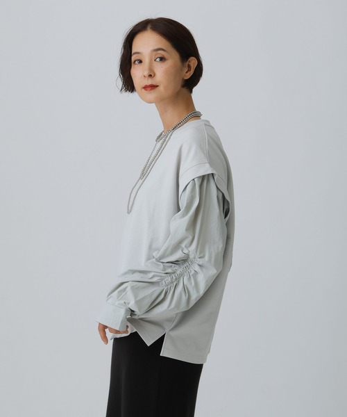 LEPSIM(レプシィム)の「袖キャザー異素材プルオーバー 582457(Tシャツ/カットソー・レディース・ブラック/ライトグレー/アイボリー・FREE)」の5枚目の写真