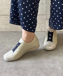 blanc/bleu（ブランブルー）の「【日本製/本革/3E幅】ふかふかインソール クロスゴムスニーカー（スニーカー）」
