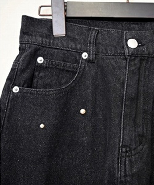 STYLEBLOCK（スタイルブロック）の「デニムパールスタッズストレートパンツ（デニムパンツ・レディース・ライトブルー/ネイビー/ブラック・S/M）」の8枚目の写真