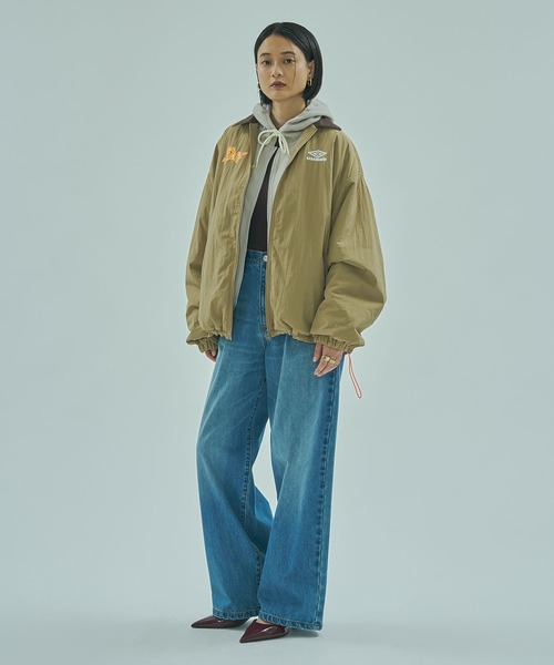 UMBRO(アンブロ)の「(UMBRO × ROSE BUD)NYLON PUFFER JACKET(その他アウター・レディース・ベージュ/バーガンディー・ONE SIZE)」の5枚目の写真