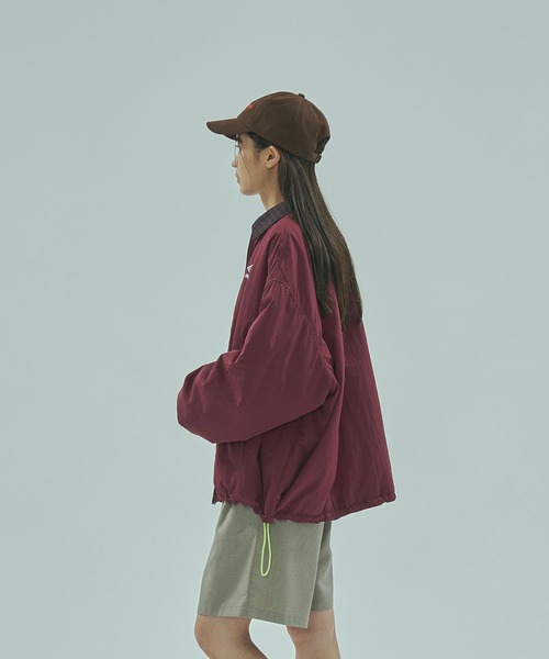 UMBRO(アンブロ)の「(UMBRO × ROSE BUD)NYLON PUFFER JACKET(その他アウター・レディース・ベージュ/バーガンディー・ONE SIZE)」の11枚目の写真