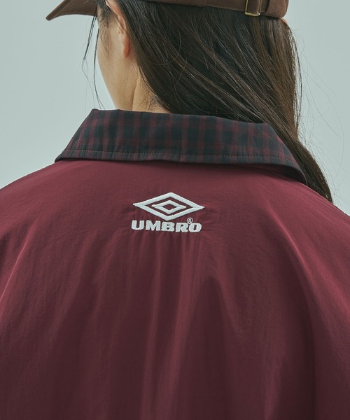 UMBRO(アンブロ)の「(UMBRO × ROSE BUD)NYLON PUFFER JACKET(その他アウター・レディース・ベージュ/バーガンディー・ONE SIZE)」の18枚目の写真