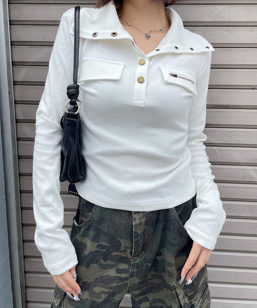 ROGER AND RAW(ロジャーアンドロウ)の「襟付きヘンリーネックリブトップス(Tシャツ/カットソー・レディース・ブラック/ホワイト/カーキ・FREE)」の1枚目の写真