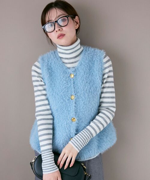 le.coeur blanc（ルクールブラン）の「《WEB限定アイテム》フェザーヤーンラメニットベスト（ベスト・レディース・サックスブルー/オレンジ/ブラック/アイボリー・38）」の7枚目の写真