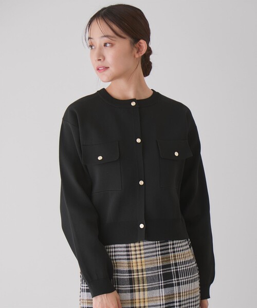 Jayro（ジャイロ）の「ポケ付きクルーカーディガン（カーディガン/ボレロ・レディース・ブラック/ワイン/チャコールグレー・M）」の4枚目の写真