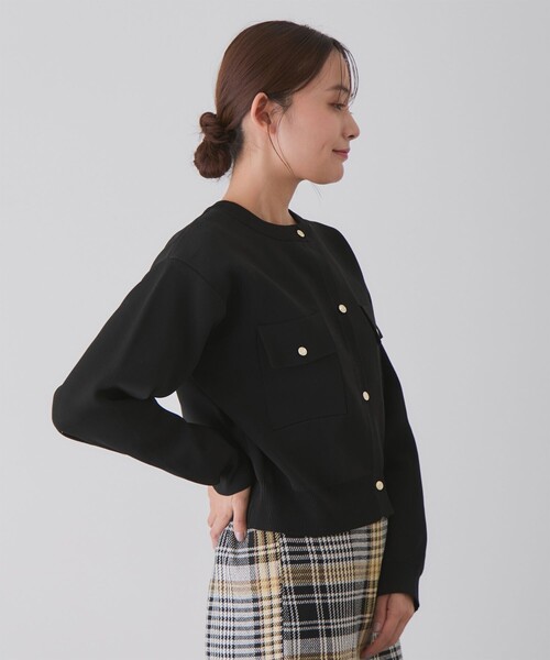 Jayro（ジャイロ）の「ポケ付きクルーカーディガン（カーディガン/ボレロ・レディース・ブラック/ワイン/チャコールグレー・M）」の6枚目の写真