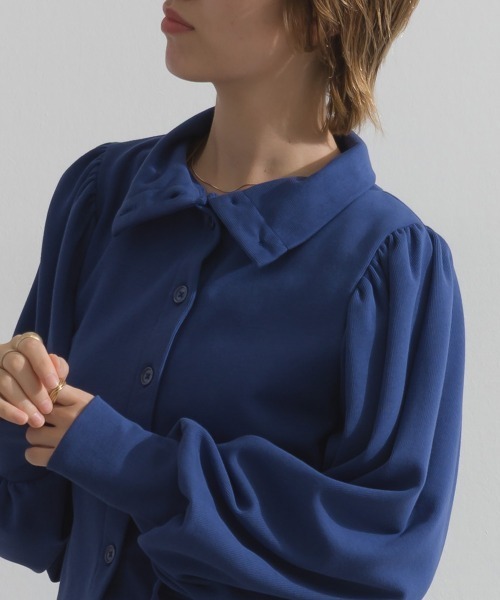 enhaut(アンオート)の「天竺編みスウェッティ パフスリーブ クロップド丈 カーディガン(Tシャツ/カットソー・レディース・ブラック/杢グレー/ブルー/ブラウン/レッド・FREE)」の22枚目の写真