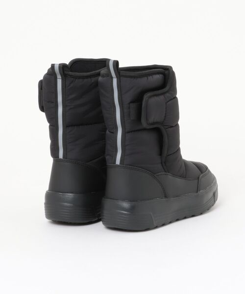 MAD FOOT(マッドフット)の「MADFOOT! マッドフット キッズ ウィンターブーツ【耐水/幅広3E/ガラス繊維配合ソール/あったか中わた入り】スノーシューズ 防寒 252005(ブーツ・キッズ・ブラック・22.0cm/23.0cm/24.0cm/20.0cm/21.0cm)」の2枚目の写真