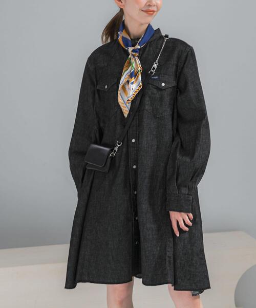 URBAN RESEARCH ROSSO WOMEN(アーバンリサーチ ロッソ)の「『別注』Wrangler×ROSSO WESTERN MINI DRESS(ワンピース・レディース・ブラック/ブルー・MEDIUM)」の3枚目の写真