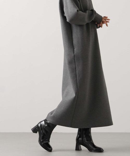 Gready Brilliant（グレディブリリアン）の「ハーフジップカットワンピ（ワンピース・レディース・トップグレー/キャメル・38）」の11枚目の写真