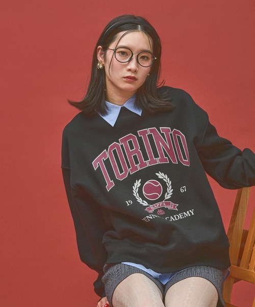 Kappa(カッパ)の「≪Kappa×and ST ウェルネスクラブ≫Tennis Clubデザインスウェット (ユニセックス)(スウェット・レディース・ブラック/ホワイト/グレー・LARGE/SMALL/MEDIUM)」の7枚目の写真
