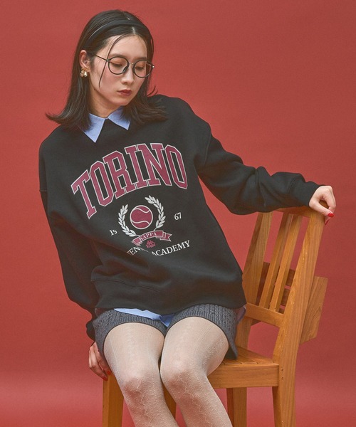 Kappa(カッパ)の「≪Kappa×and ST ウェルネスクラブ≫Tennis Clubデザインスウェット (ユニセックス)(スウェット・レディース・ブラック/ホワイト/グレー・LARGE/SMALL/MEDIUM)」の8枚目の写真