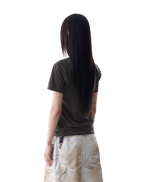 AAKAM（アーカム）の「Studded Sun Half Top (Dark Gray)（Tシャツ/カットソー・レディース・その他・1/2）」の4枚目の写真