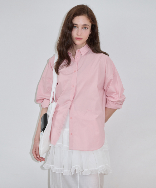 SINOON（シヌーン）の「Basic Over Fit Shirt (Pink)（シャツ/ブラウス・レディース・ピンク・FREE）」の4枚目の写真
