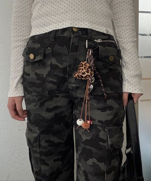 THE GREEN LAB（ザグリーンラボ）の「カモミリタリーカーゴパンツ[カモブラック]（その他パンツ・レディース・その他・SMALL/MEDIUM）」の4枚目の写真